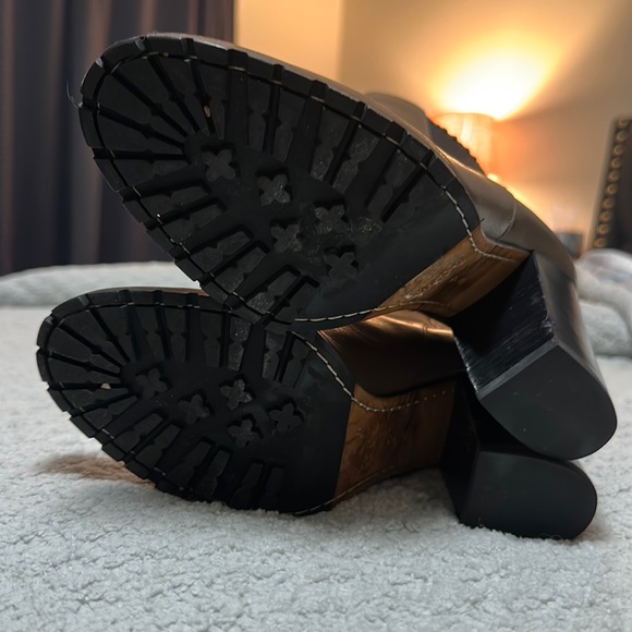 Coach heeled booties - Picture 6 of 9